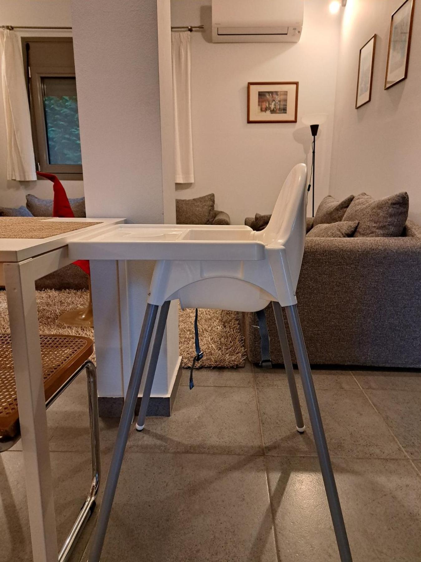 Flat With Garden In Ioannina Apartment Luaran gambar